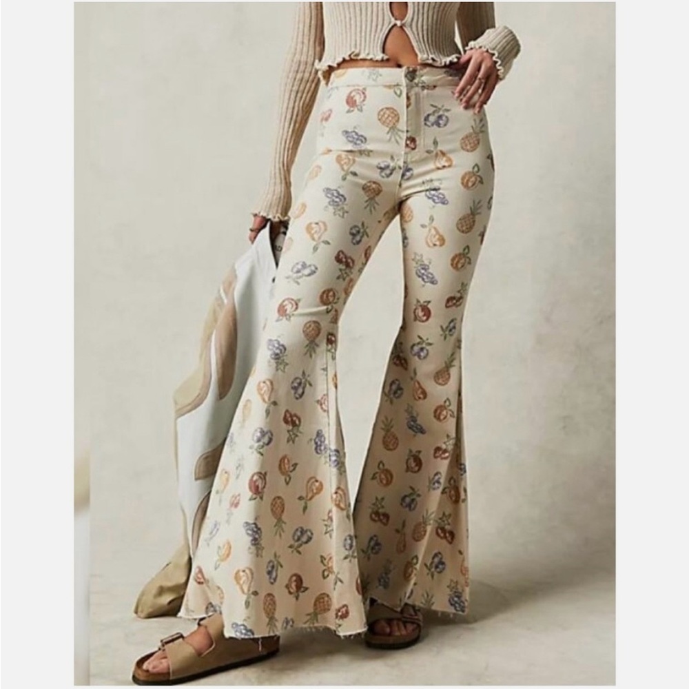 We The Free/Free People Just Float On High Rise Flare